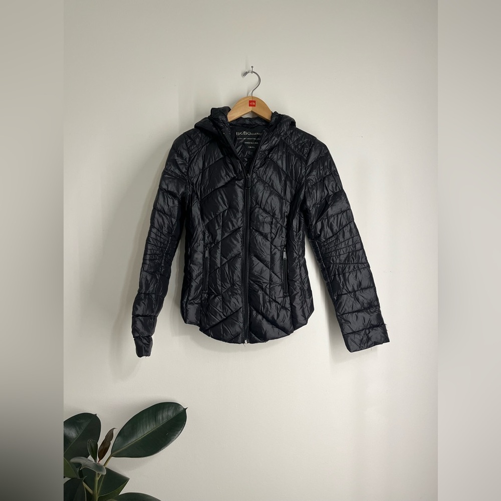 BCBG FITTED PUFFER COAT